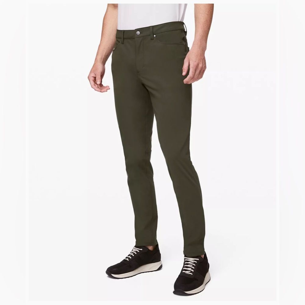 Lululemon Dark Olive Green Athleisure ABC Slim-Fit Pant 30"
Warpstreme Size 34
